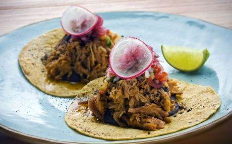 tacos cochinita pibil